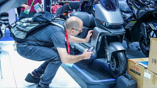 adult electric scooter motorcycle